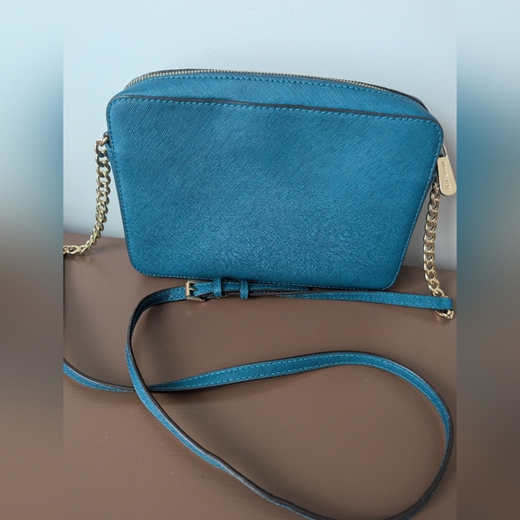 Michael Kors Jet Set Large Saffiano Leather Crossbody Bag - Picture 6 of 6